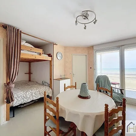 Apartment Le Maeva -vue 3e Etage